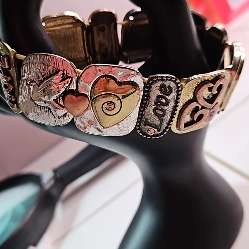 7" Stretch Bible VerseCeltic Charm Bracelet- Beautiful - Picture 3 of 9